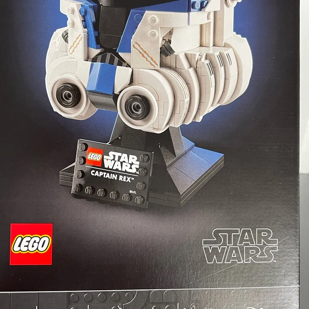 LEGO Star Wars Captain Rex Helmet 75349 854 PCs 18+ NIB Sealed - Picture 6 of 7